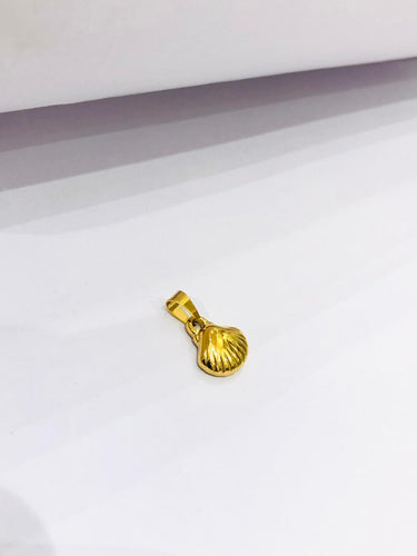 Shell Golden Pendant